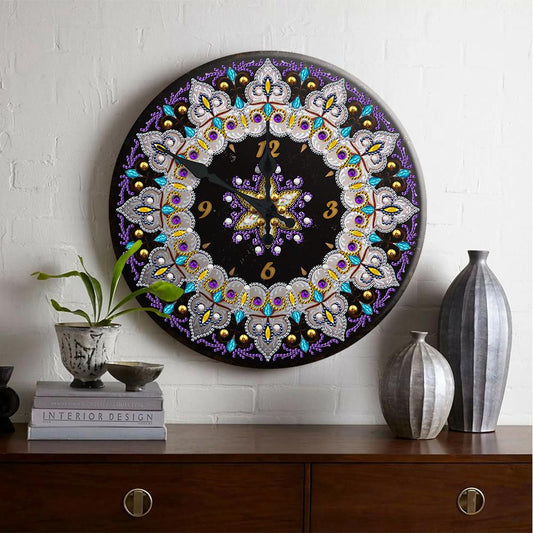 Horloge Mandala | Pendentif d'horloge de peinture au diamant de forme spéciale 