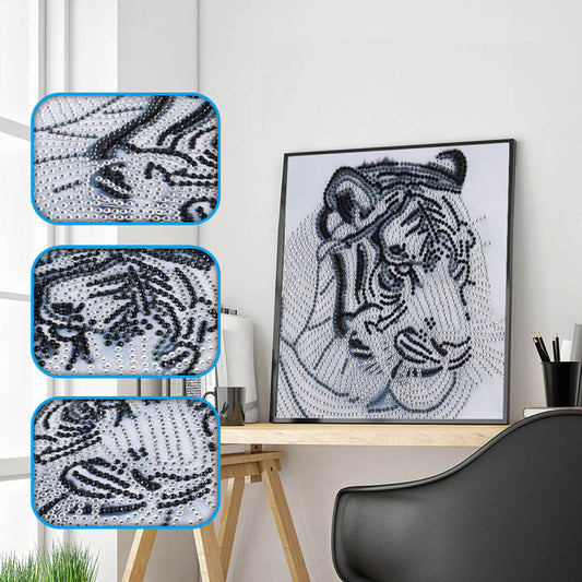 Tiger  | Crystal Rhinestone  | Full Round Diamond Painting Kits