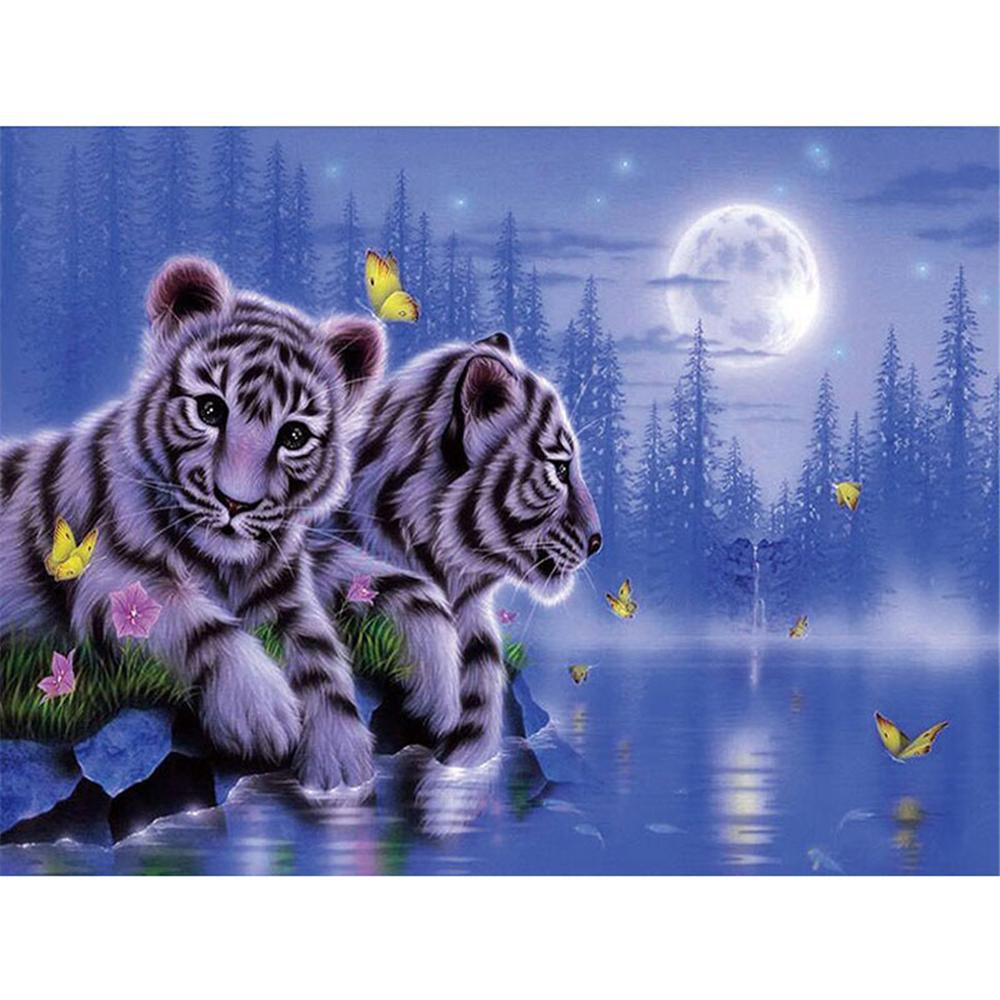 Lune de tigre blanc | Kits de peinture au diamant carré complet 