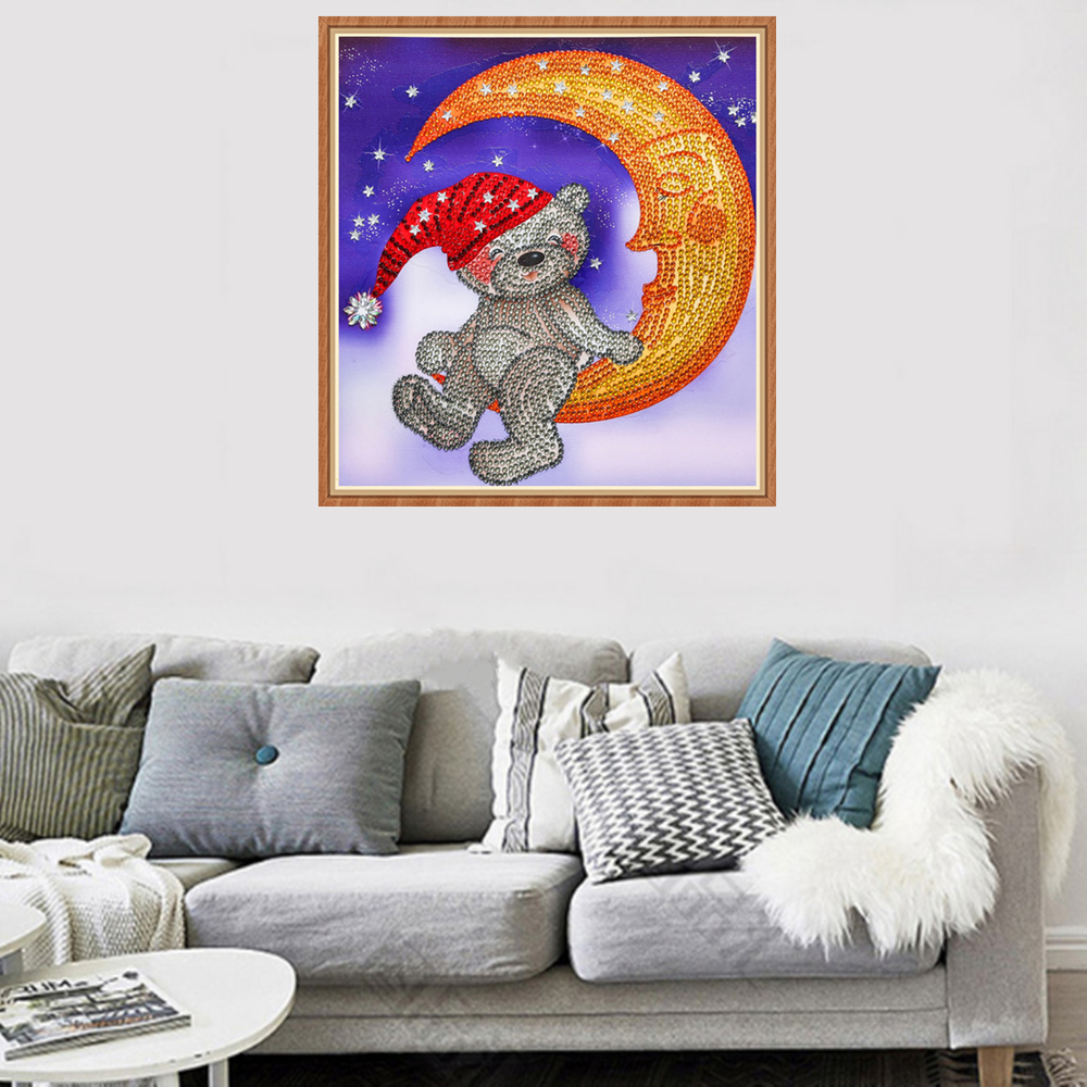 Moon bear | Special Shaped Diamond Painting Kits