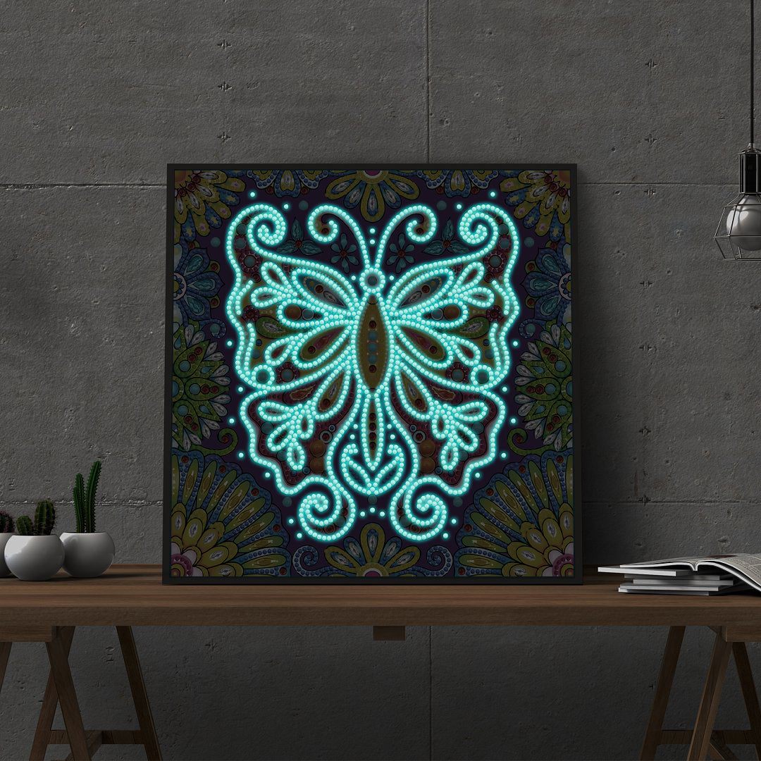 Butterfly | Luminous Diamond Painting Kits