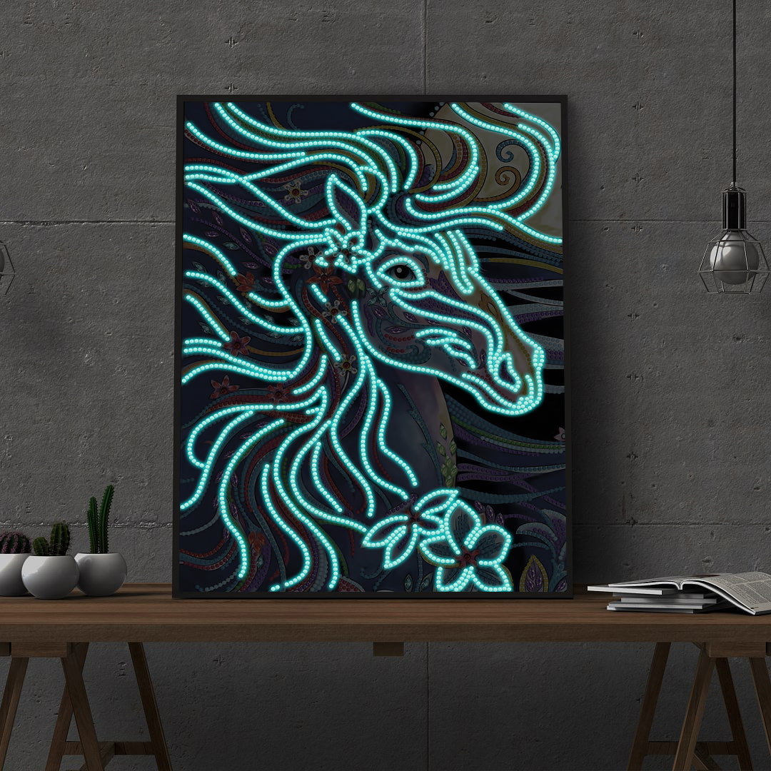 Horse | Luminous Diamond Painting Kits