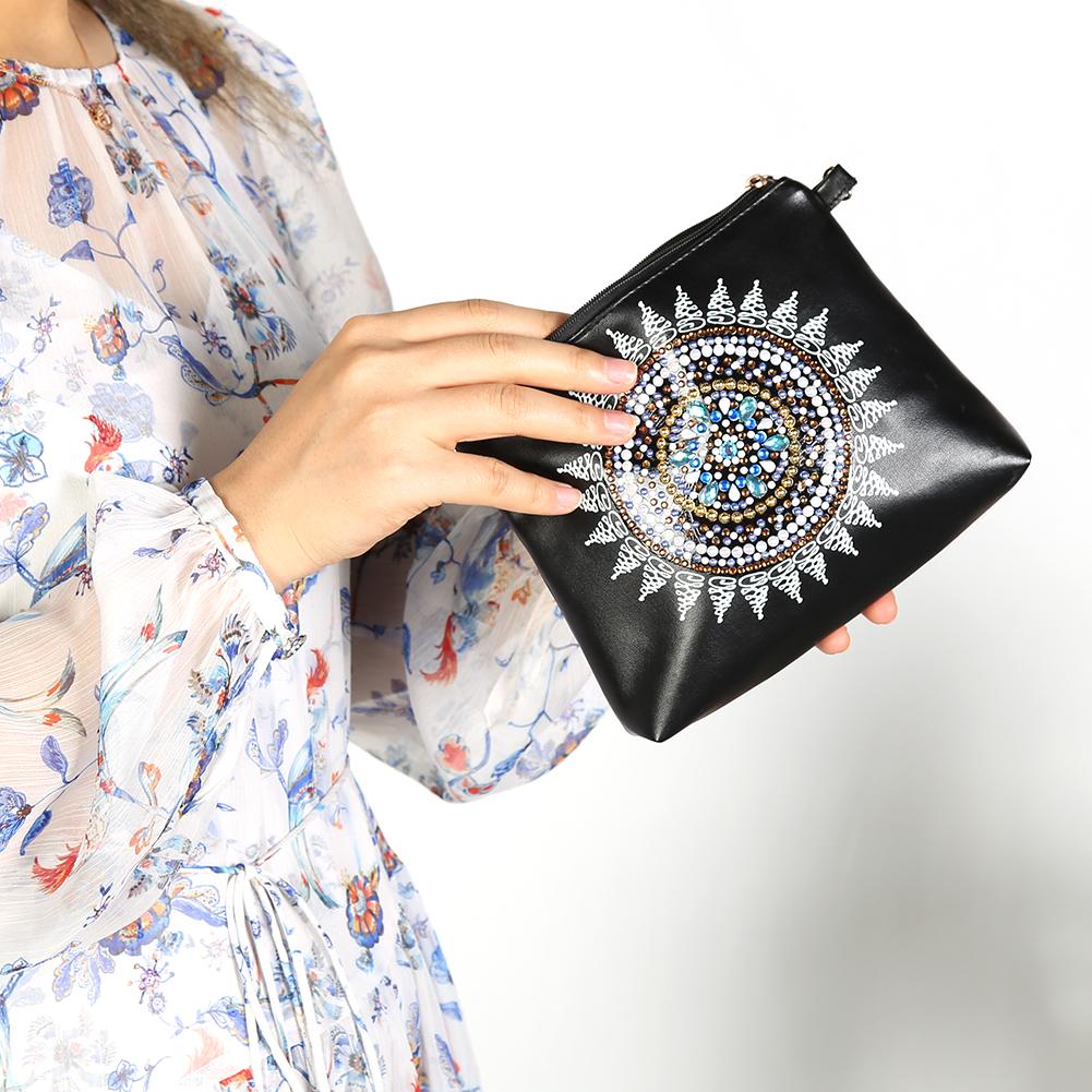 DIY Mandala shaped diamond painting one-shoulder chain lady bag