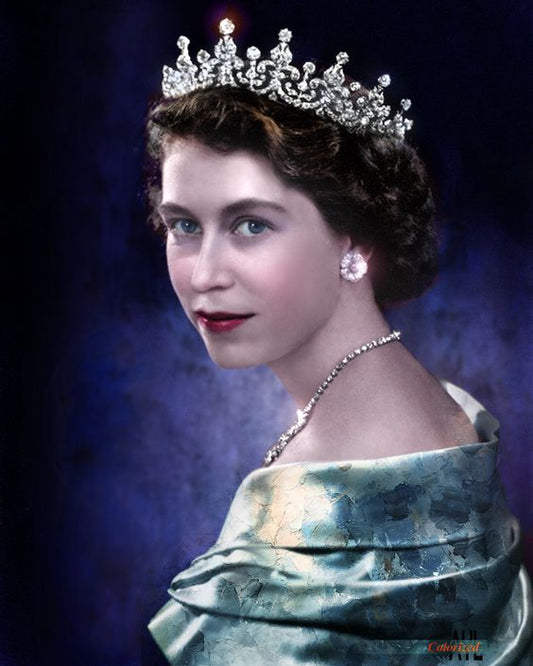 Queen | Full Round/Square Diamond Painting Kits | 50x70cm | 60x80cm