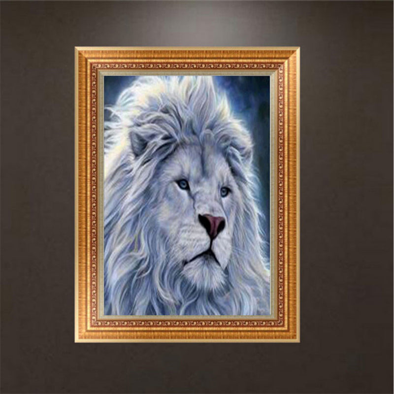White  Lion  | Full Round Diamond Painting Kits