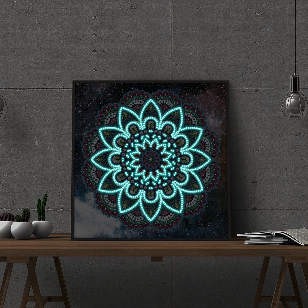 Abstract Art Mandala Flower | Luminous Diamond Painting Kits