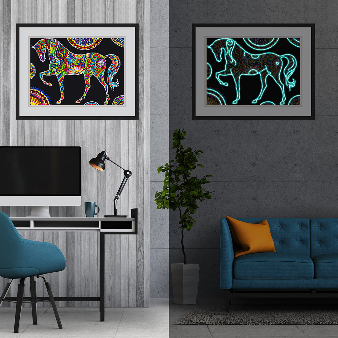 horse | Luminous Diamond Painting Kits